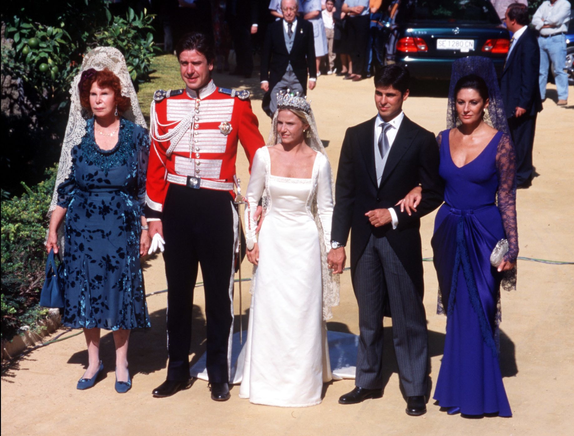 La boda de Fran Rivera y Eugenia Mart�nez de Irujo con la duquesa de alba, Cayetano Irujo y Carmina Ord��ez.