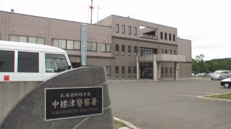 【花火10パック1万6000円分を…】34歳酪農業の男が万引き「花火の値段高くて…」スーパー関係者が一部始終を目撃し店外で取り押さえ確保〈北海道〉｜FNNプライムオンライン