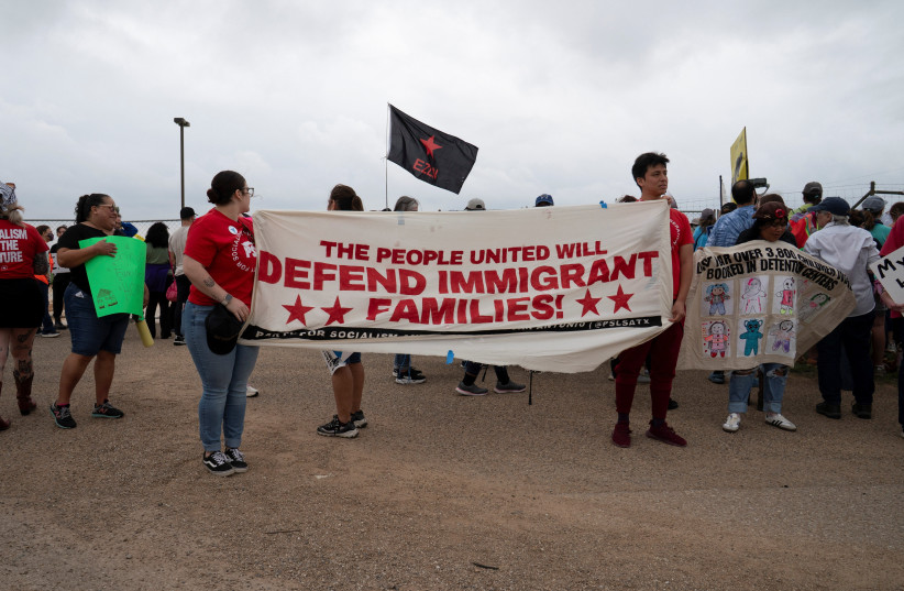 People protest the living conditions of immigrants at the family detention center in Dilley, Texas, US, April 18, 2026