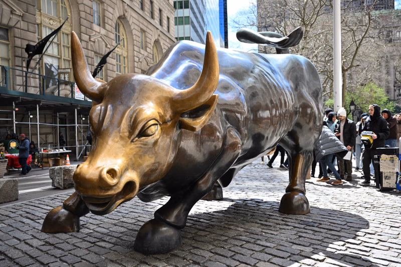 Wall Street bull