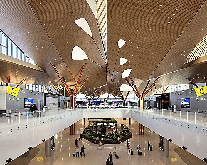 El interior de la terminal de Pittsburgh.
