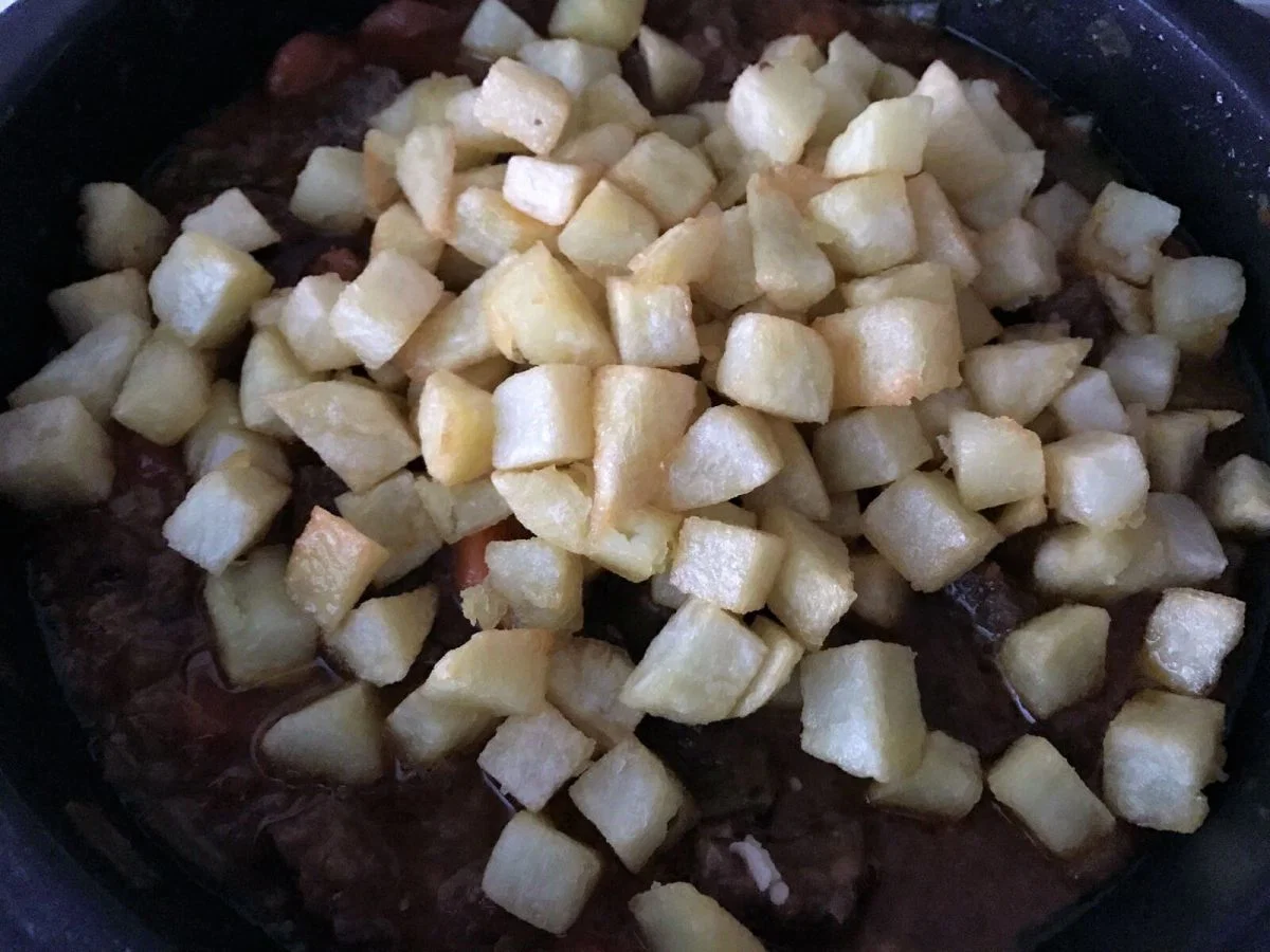carne guisada con patatas paso 19