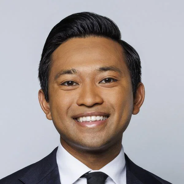 Aaron  Navarro