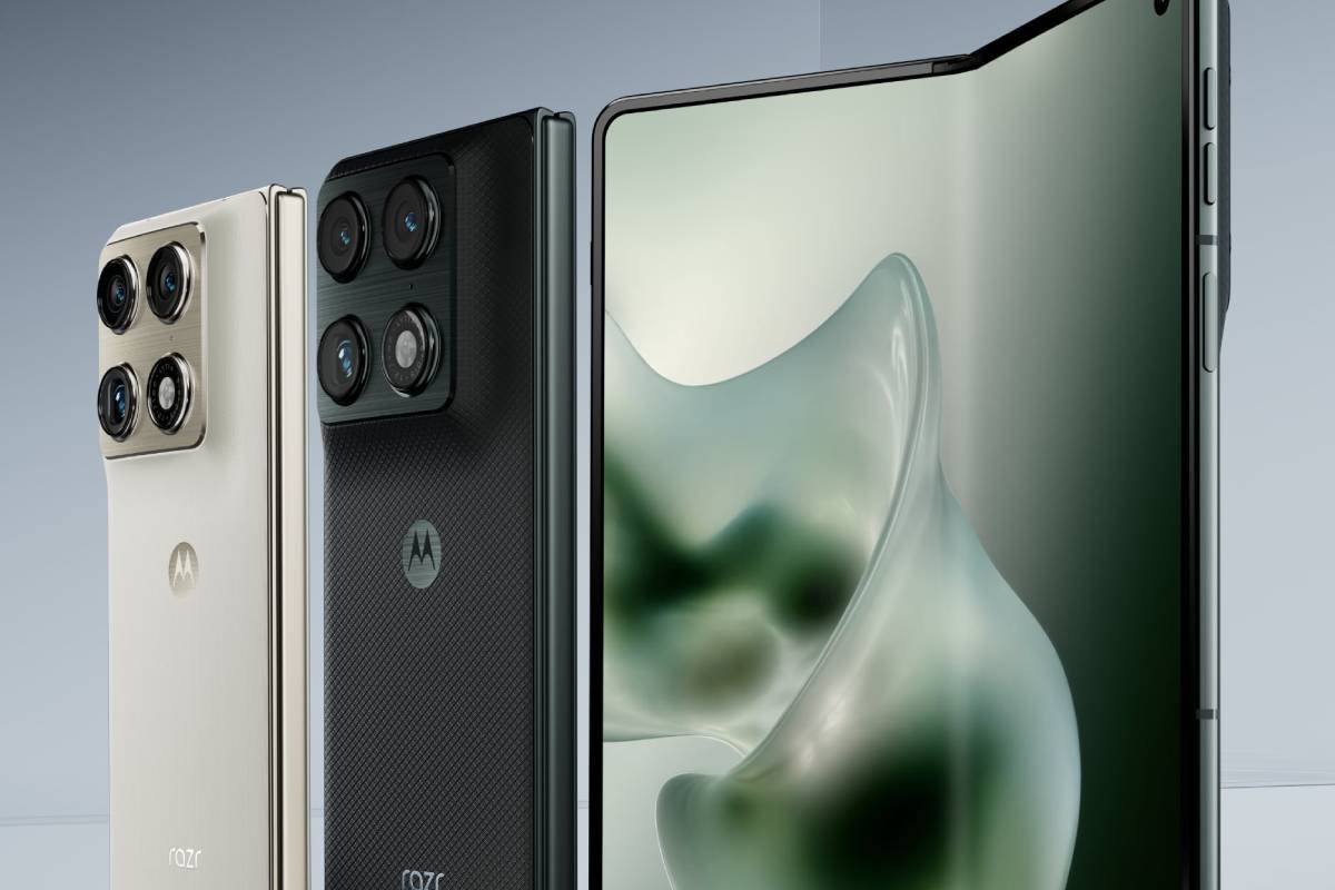 Motorola razr fold