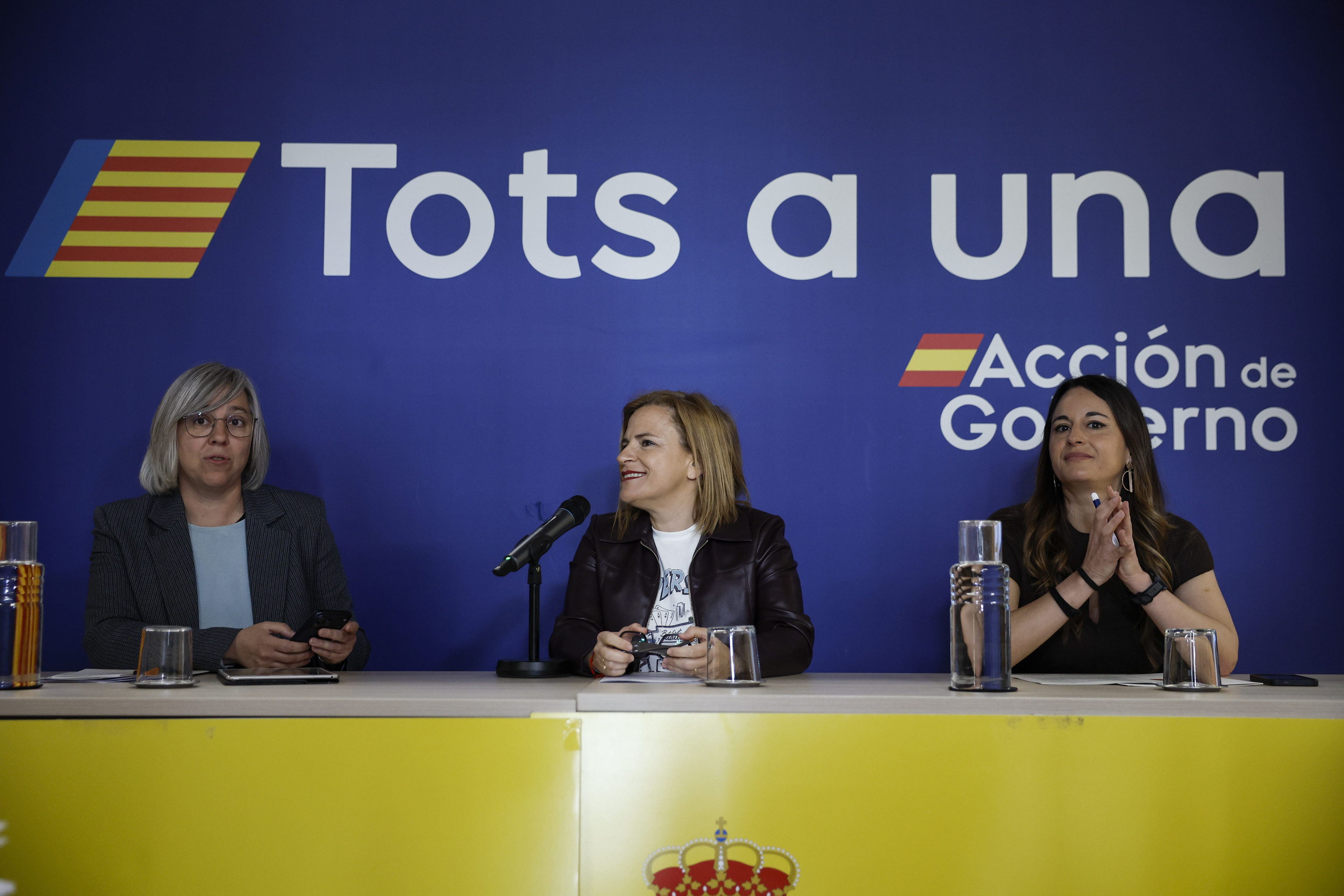 Leire Iglesias, Pilar Bernab� y Zulema P�rez.