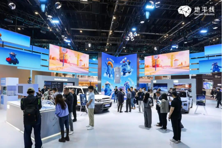 2026北京车展观察(下):汽车被AI重新定义,人车交互模式重写