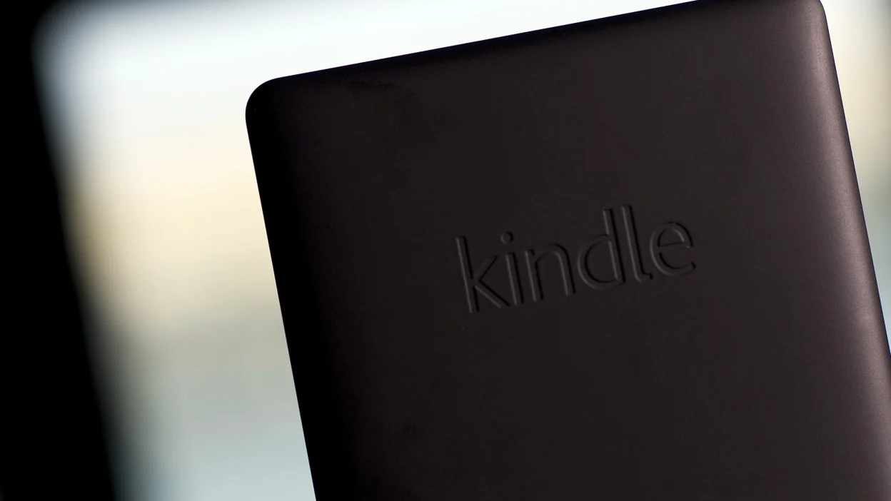 Close-up of logo on Amazon Kindle device