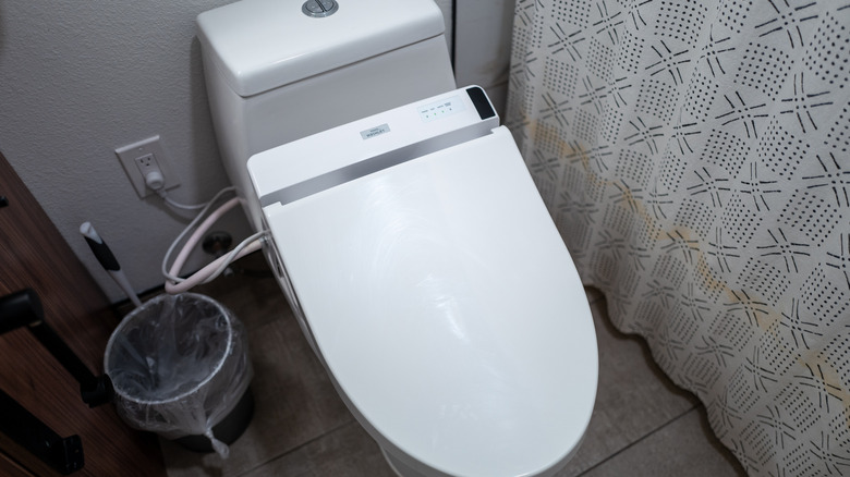 Toto toilet