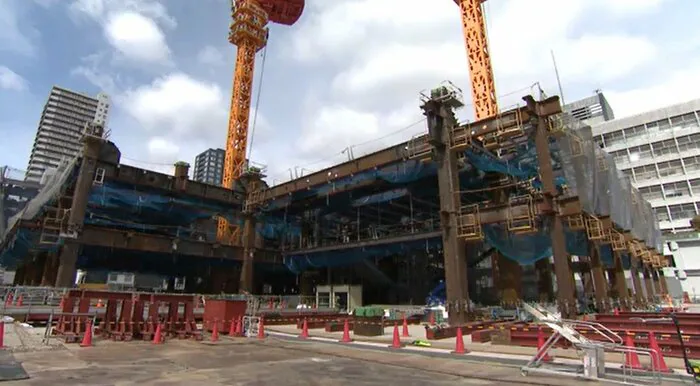 工事が進む仙台市役所