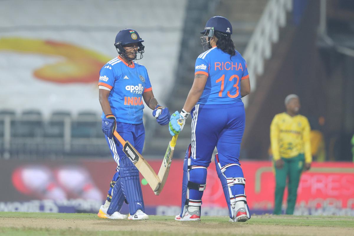Deepti (36 not out, 26 balls) and Richa Ghosh (34 not out, 18 balls) added 65 runs for the sixth wicket to give India a competitive total to fight with. Deepti (36 not out, 26 balls) and Richa Ghosh (34 not out, 18 balls) added 65 runs for the sixth wicket to give India a competitive total to fight with.