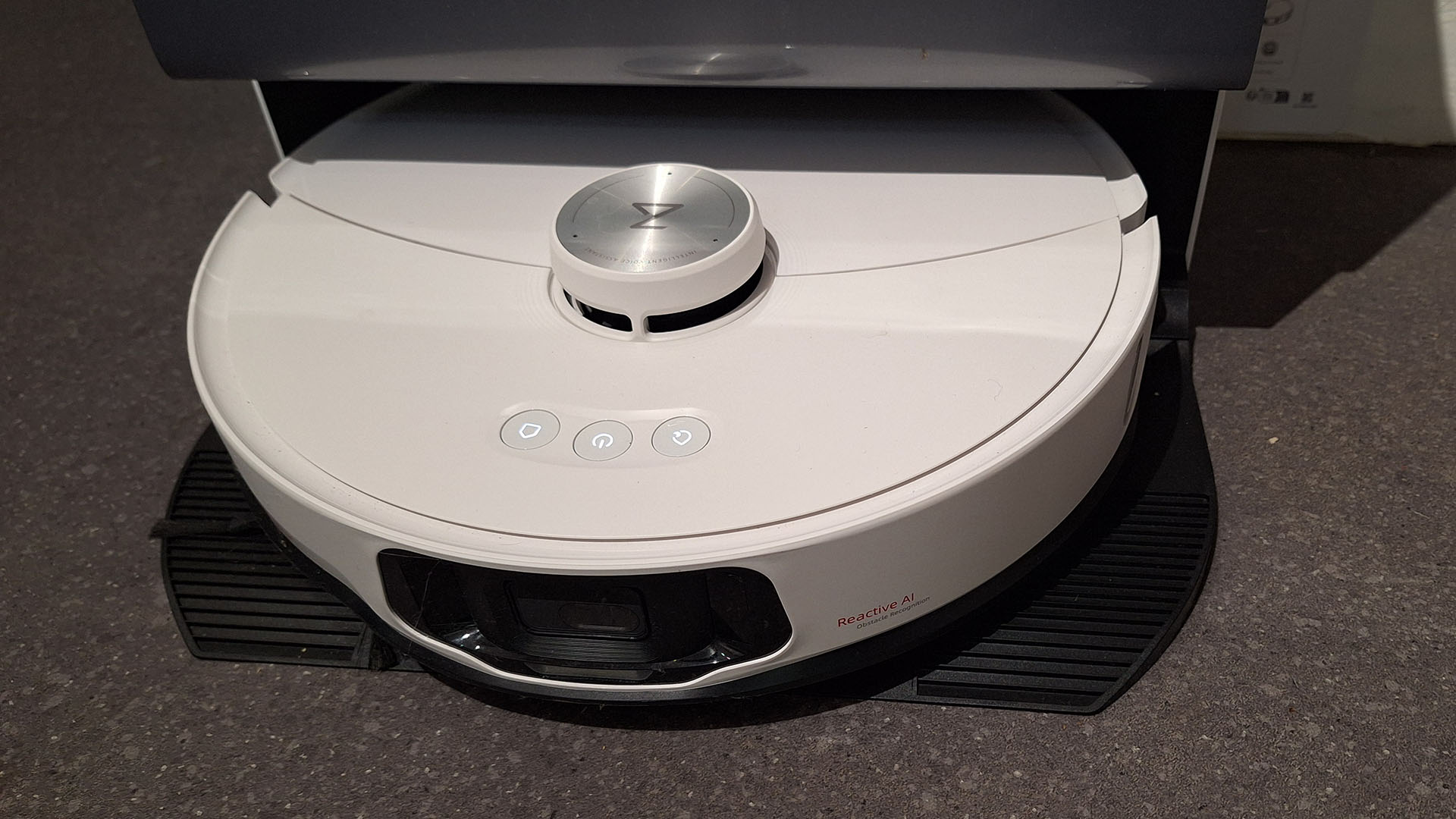 Roborock S8 MaxV Ultra robot vacuum and mop