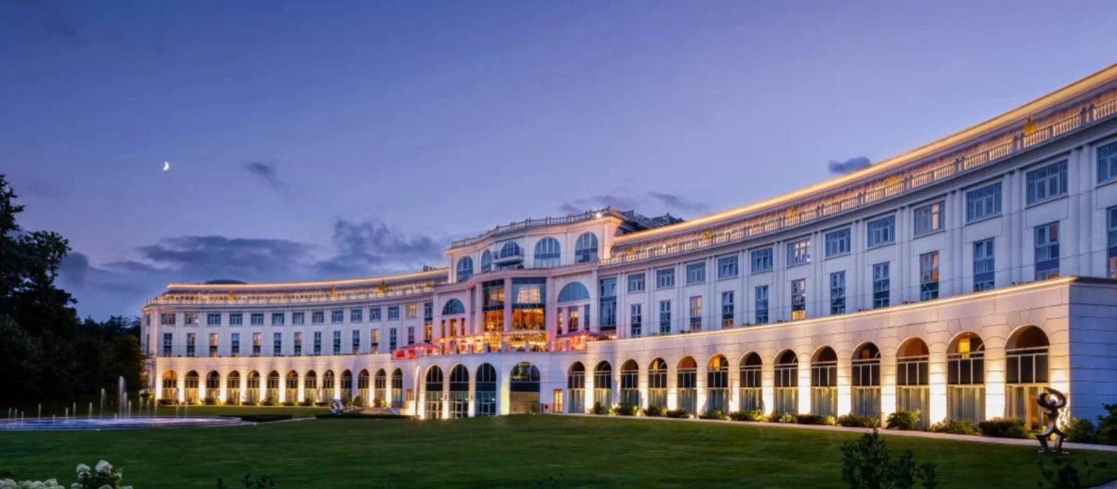 WIN a €400 voucher for the Powerscourt Hotel and a selection of Activia Fibre favourites