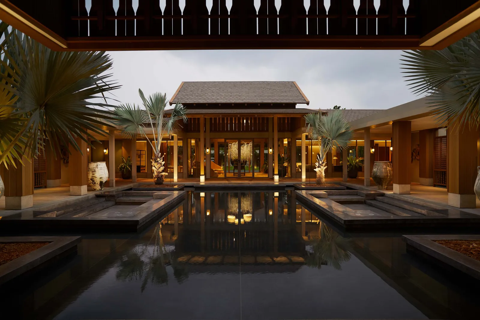 Image may contain Pool Water Architecture Building House Housing Villa Swimming Pool Hotel Resort and Outdoors