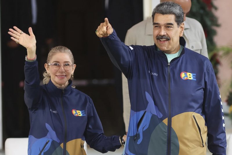 Washington lets Maduro use Venezuelan funds for legal fees Washington lets Maduro use Venezuelan funds for legal fees
