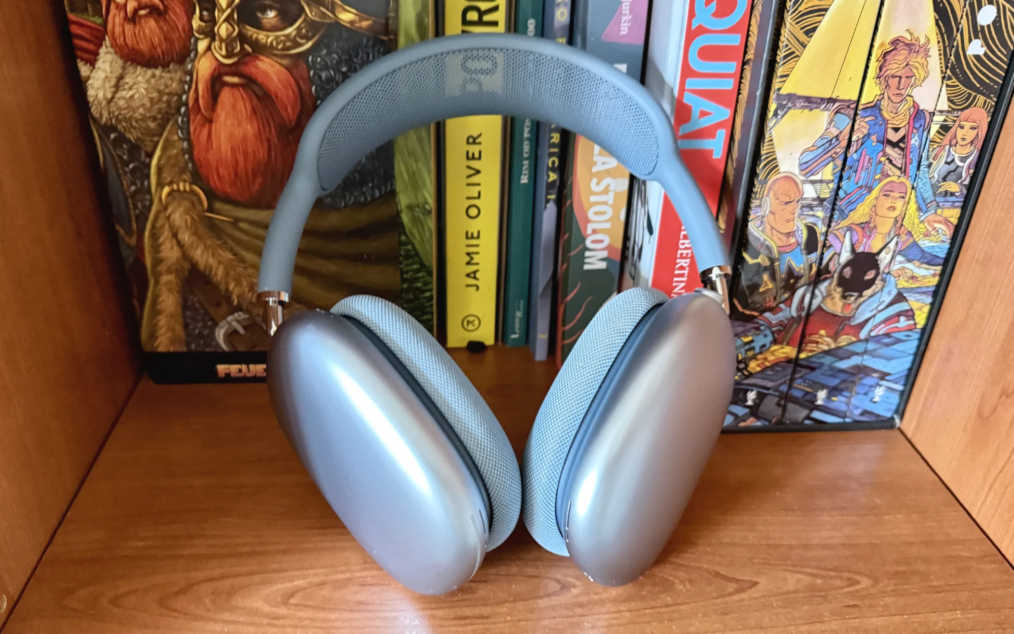Apple AirPods Max 2