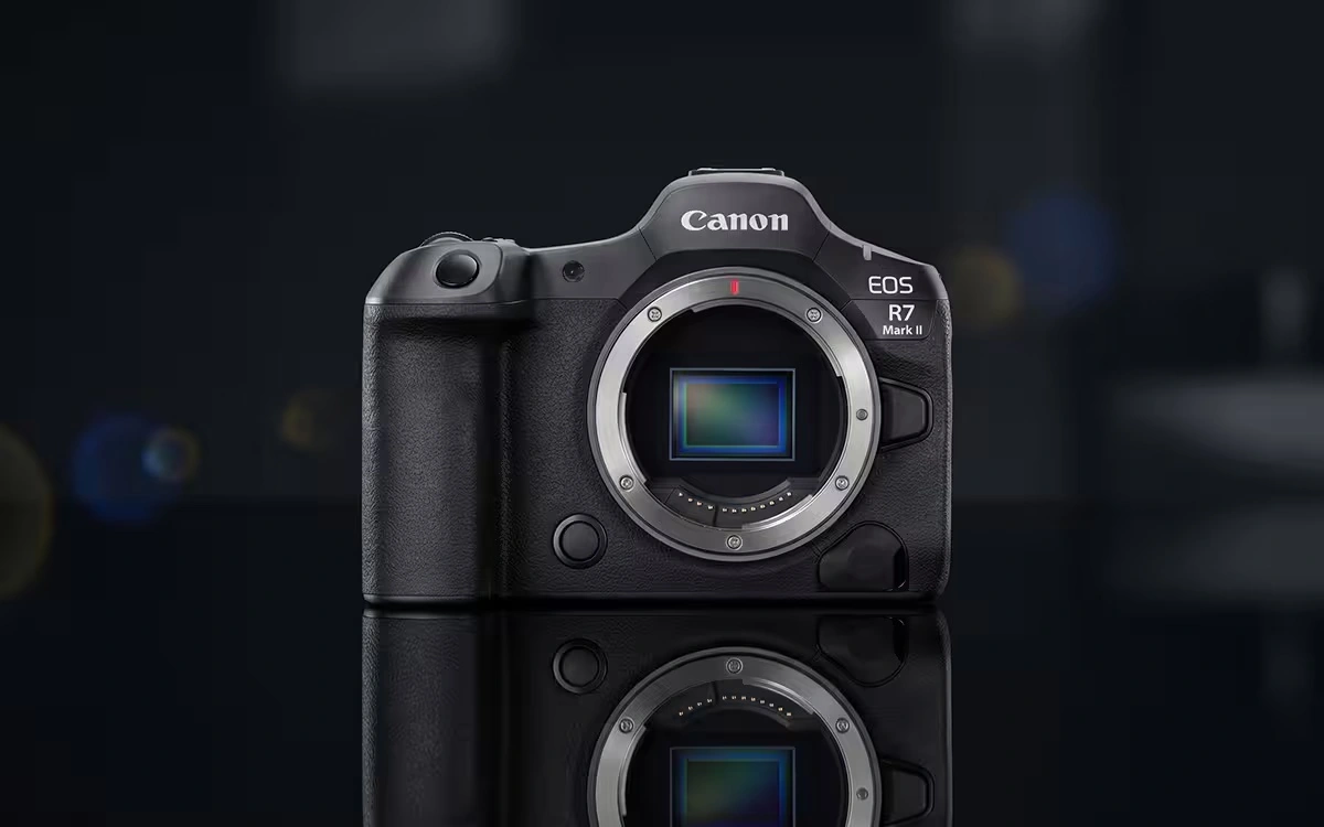 新机太多发不完,消息称佳能 EOS R7 Mark II 相机发布推迟
