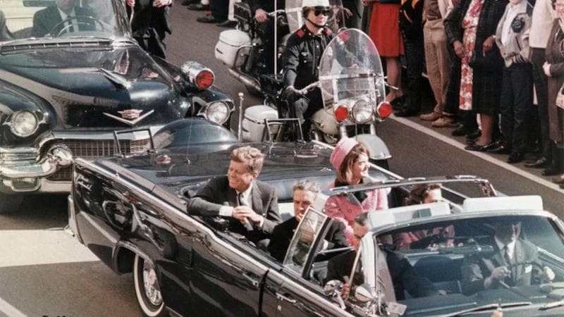 <p>John Fitzgerald Kennedy, ucciso il 22 novembre 1963 sulle strade di Dallas da Lee Harvey Oswald</p>
