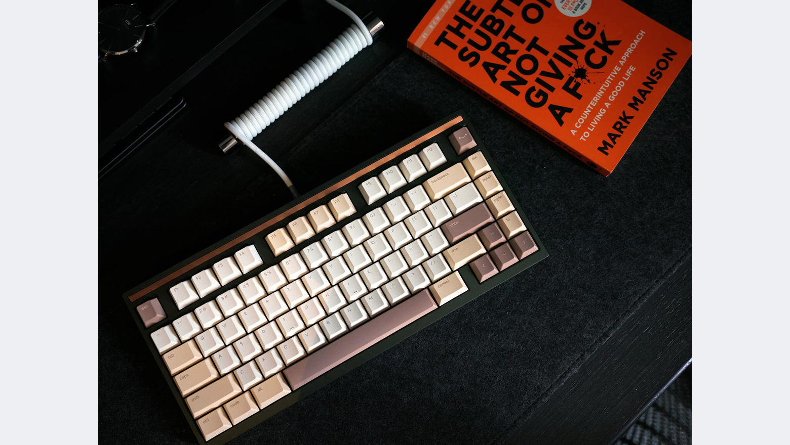 Mode Sonnet в расцветке Forest Mocca + кофейные кейкапы Osume Dalgona + кастомный кабель Mode Sonnet в расцветке Forest Mocca + кофейные кейкапы Osume Dalgona + кастомный кабель