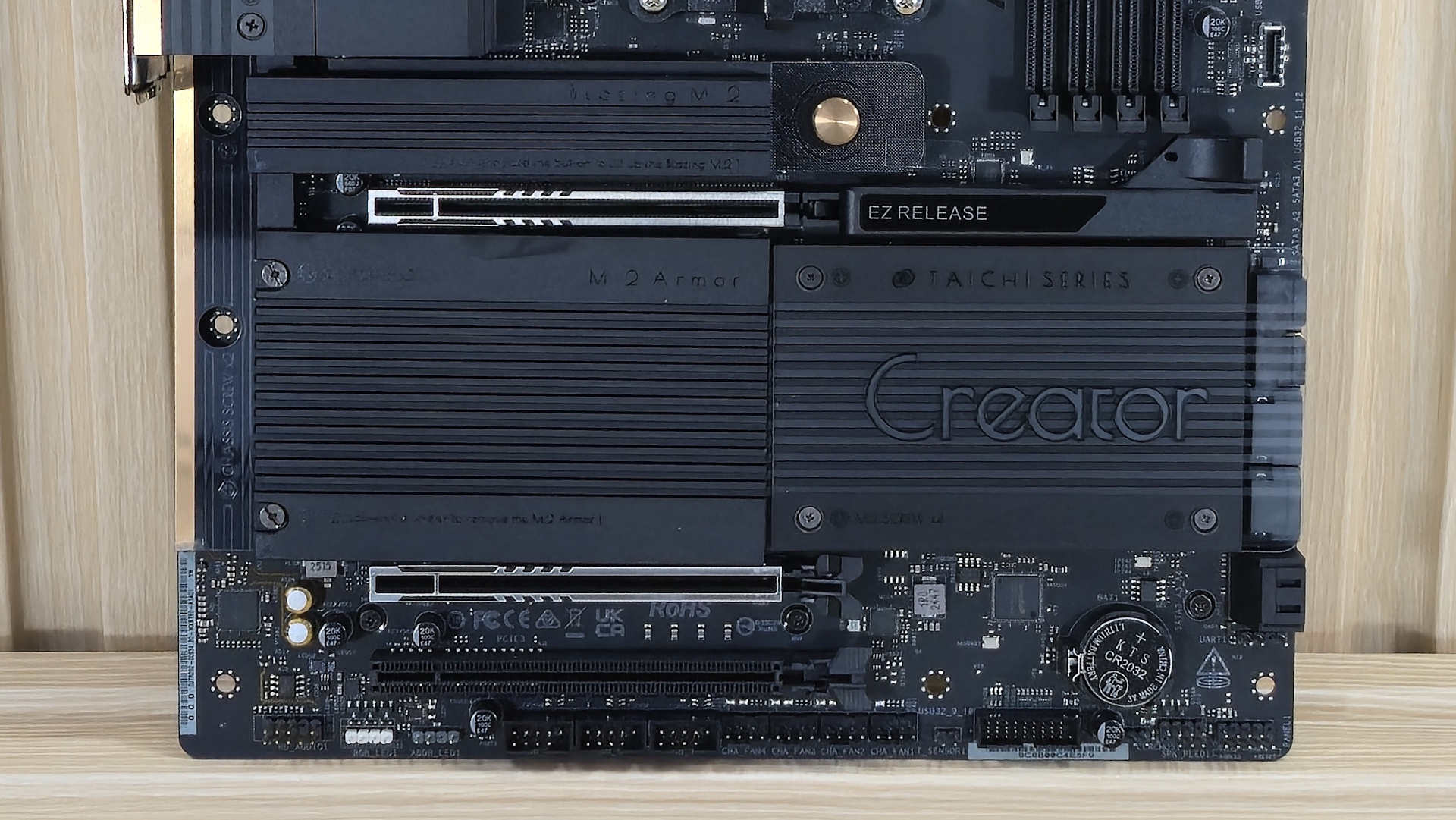 ASRock X870 Taichi Creator - bottom half