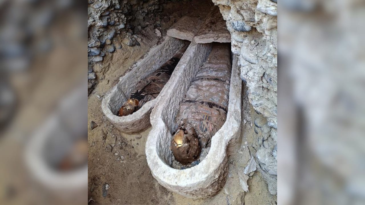 Mummies discovered in a Roman-era tomb during archaeological excavations in the el-Bahnasa area in Egypt’s Minya Governorate, April 22, 2026. Mummies discovered in a Roman-era tomb during archaeological excavations in the el-Bahnasa area in Egypt’s Minya Governorate, April 22, 2026.