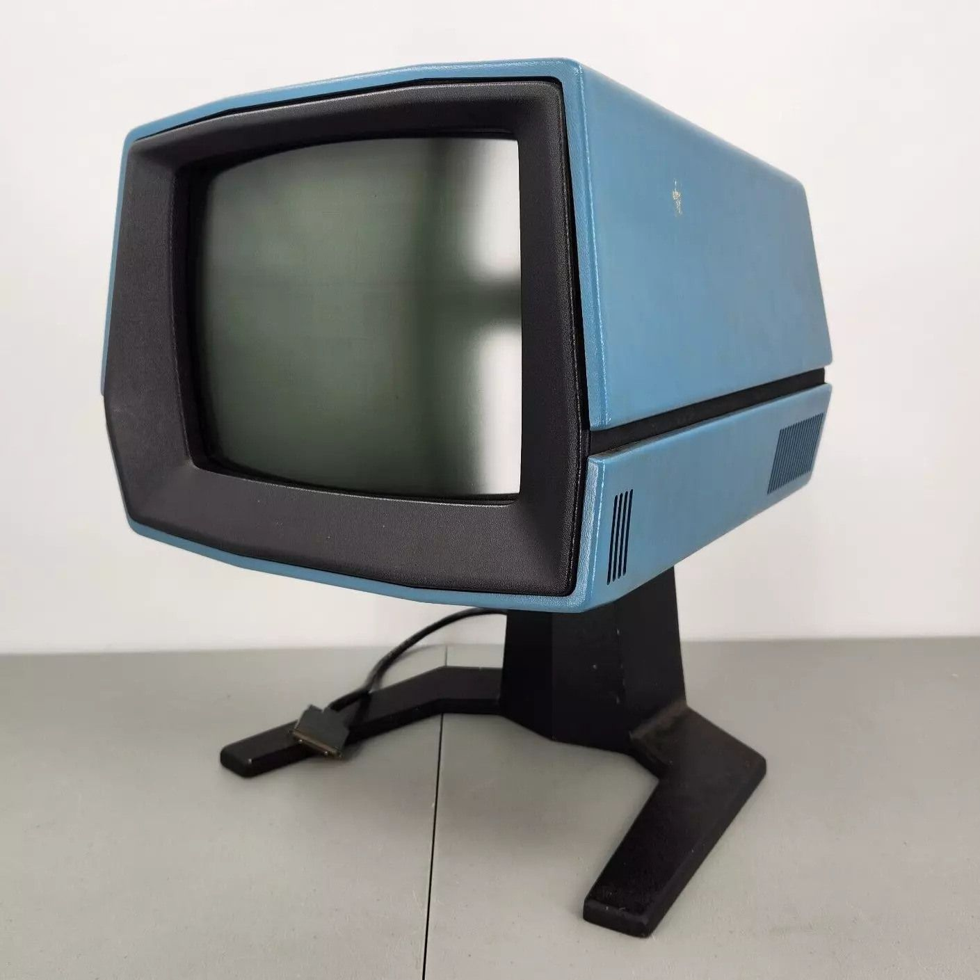 Micro-Tec Model 70, Ebay