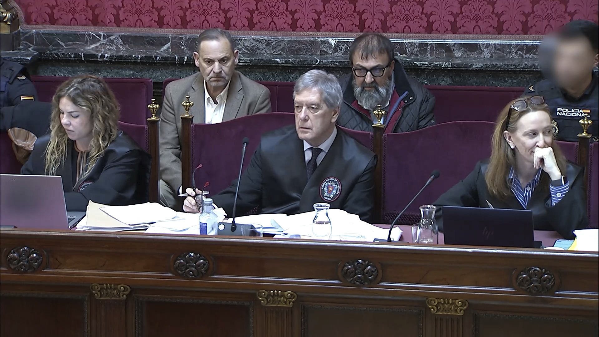 Jos� Luis �balos y Koldo Garc�a, durante el juicio.