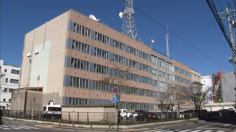 【北海道内で作業事故相次ぐ】フォークリフトにはねられ50代男性死亡＿鶴居村コンクリート製造会社―倶知安町ニセコひらふのスキーリゾート地の山側でも…ホテル建設現場で土砂が崩れ下敷き…30代男性作業員死亡｜FNNプライムオンライン