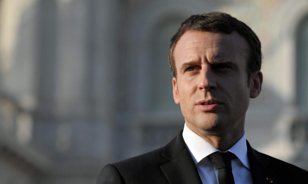 El presidente franc�s Emmanuel Macron pronunciando, el 12 de julio de 2017, un discurso durante la cumbre de los Balcanes Occidentales en la Piazza Unit� d'Italia en Trieste, al norte de Italia.
