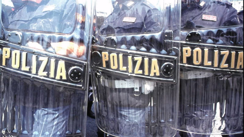 Dl sicurezza, scatta la stretta sui cortei e scudo penale per gli agenti: il dossier