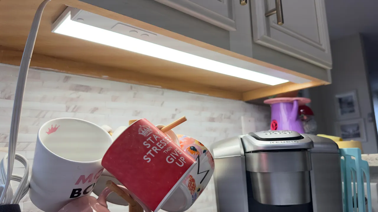 Cync Reveal HD+ Undercabinet lights by GE Lighting